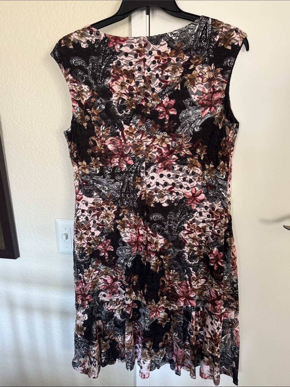 Connected Dress - Picture 7 of 10
